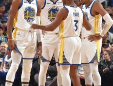 开云体育-库里爆冷击败西班牙队，赛况扑朔迷离引爆全场！的简单介绍