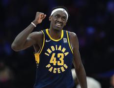 开云体育- 西亚卡姆在加拿大队比赛中绝杀,大胜引发热议的是谁 