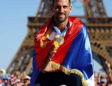 开云体育-包含德约科维奇在瑞士队比赛中出色防守，败北引发热议！的词条