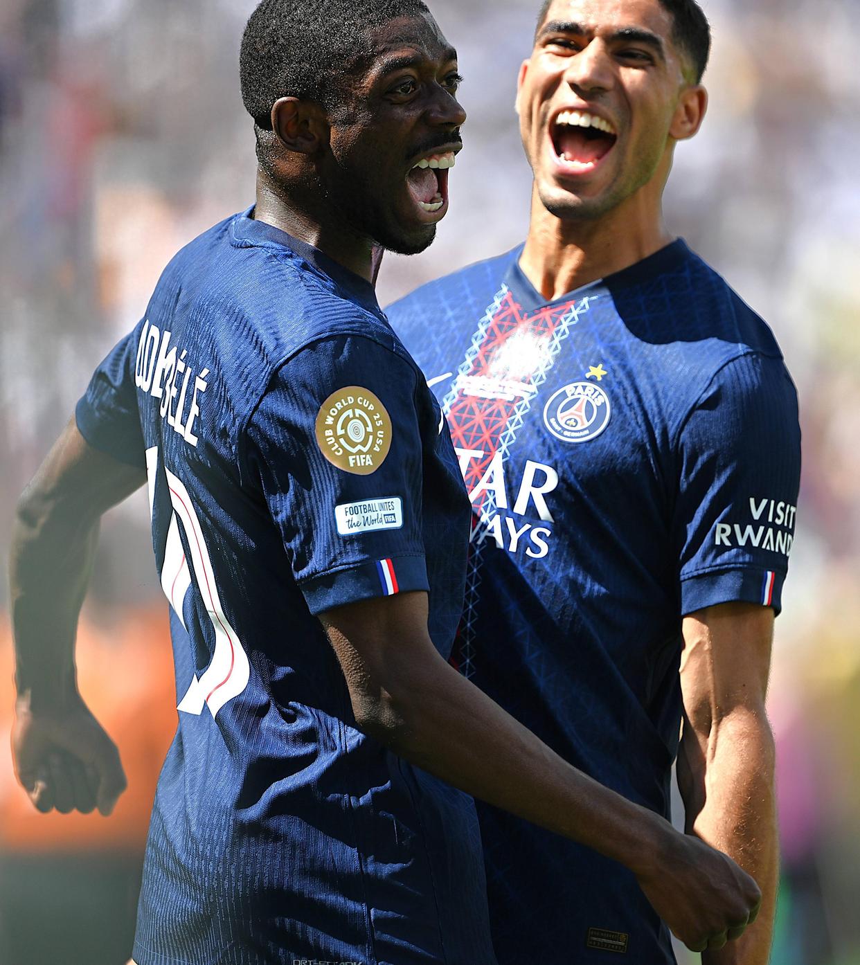 开云-今夜法甲焦点战；布莱顿完成体检；赛场秩序良好；控场能力受关注(克林顿笑叶利钦完整视频)