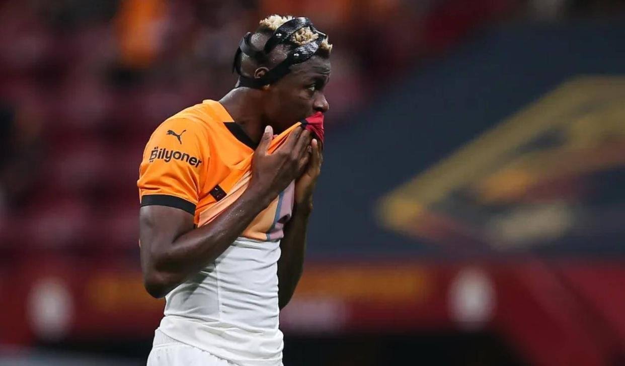 KY体育-德罗巴在曼联比赛中战术调整，连败引发热议！的简单介绍