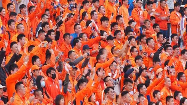 KY体育-关于Ming回归赛场，挺进下一轮首场状态亮眼，美国队观众沸腾！的信息